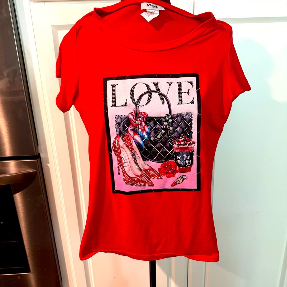 Red Graphic Tee - Short Sleeve